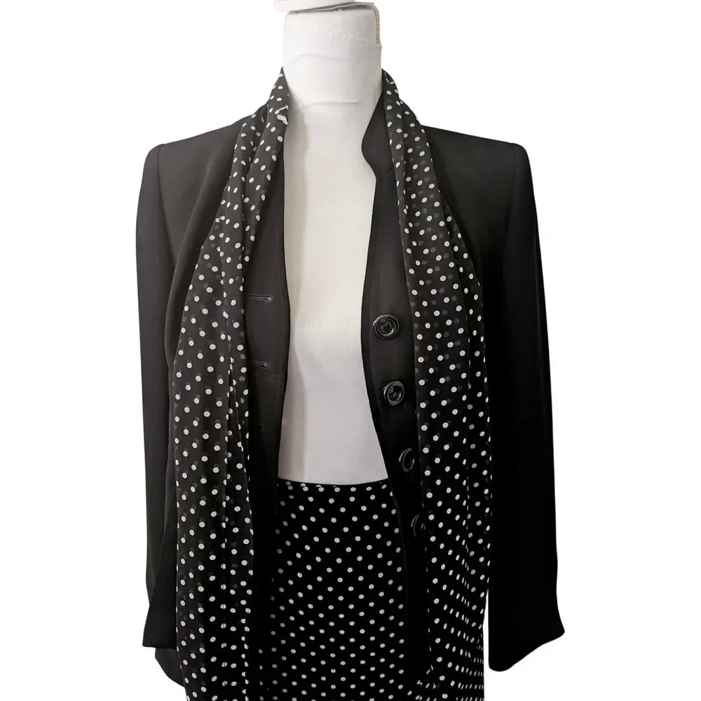 NWOT! EVAN PICONE! BLACK W/WHITE POLKA DOTS, 2 PC SKIRT & BELTED JACKET SUIT! 4P